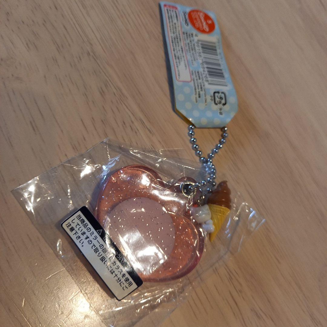 ハローキティ ハート型ストラップ アイスクリーム付きレア