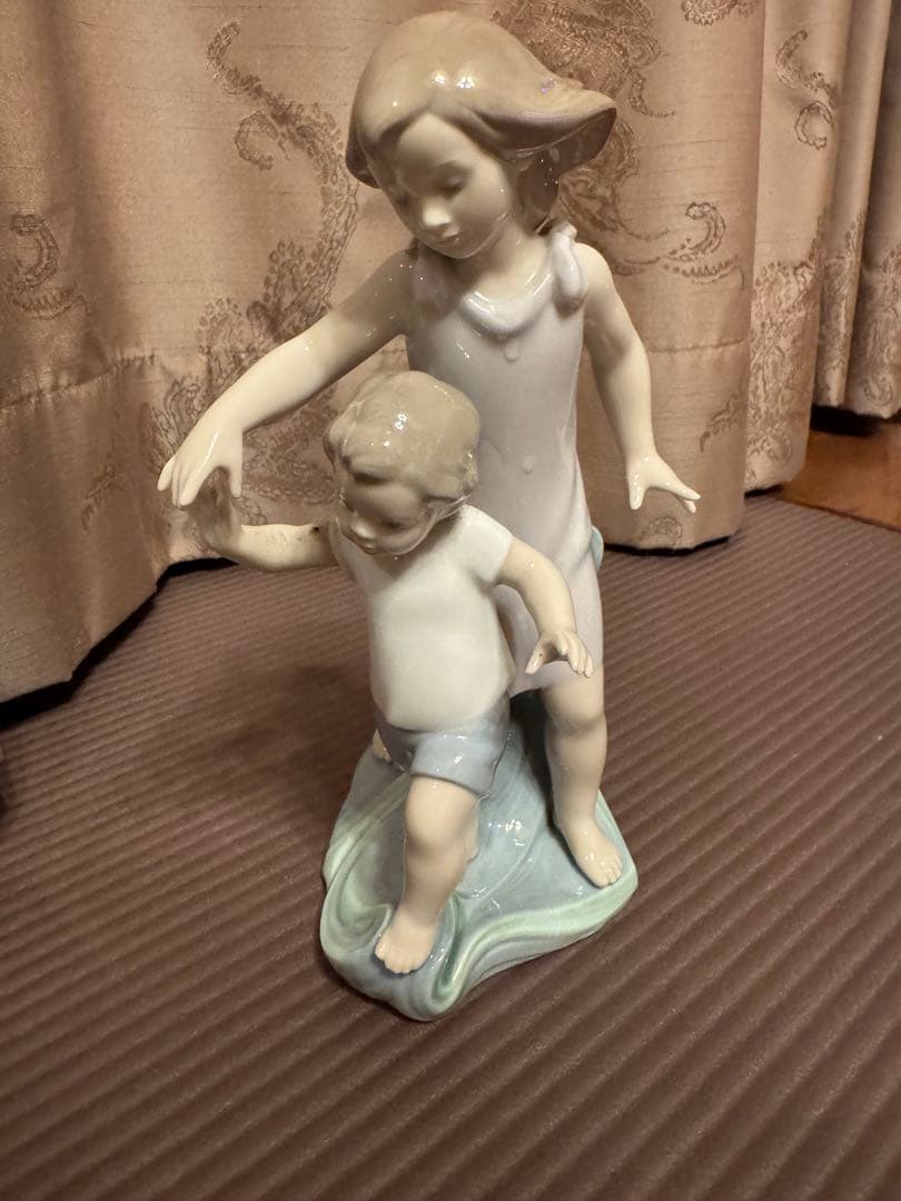 【リヤドロ】【お値段交渉可】一緒にいてあげるね　8214