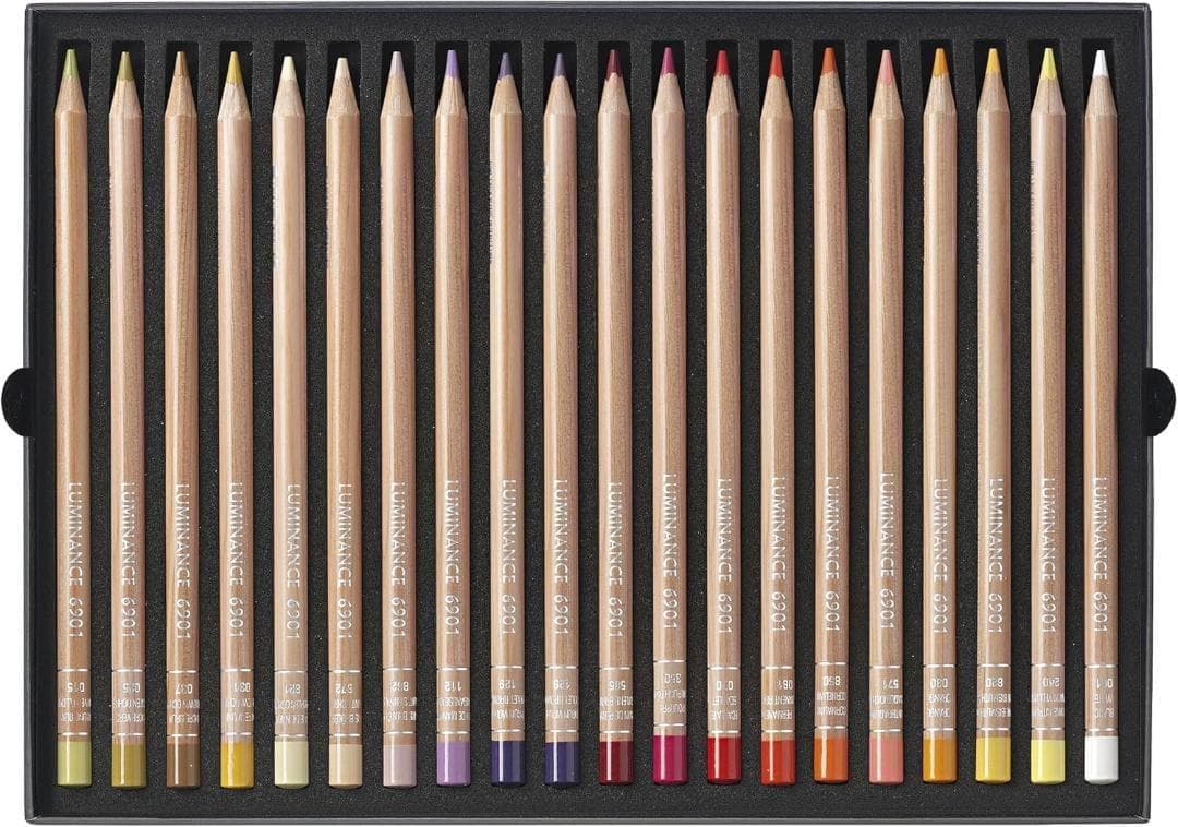 【新品未使用】CARAN D'ACHE LUMINANCE6901 40色セット