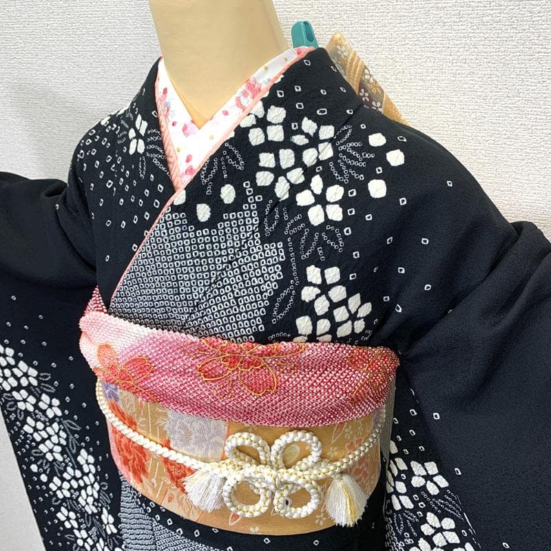 410z28〇きものやまと取扱い 振袖 絞り 金駒刺繍 金彩〇成人式 結婚式