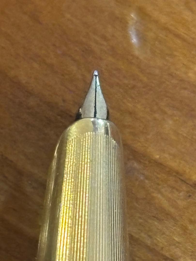 パイロット　回転式万年筆　キャップレス　18KP ヴィンテージ