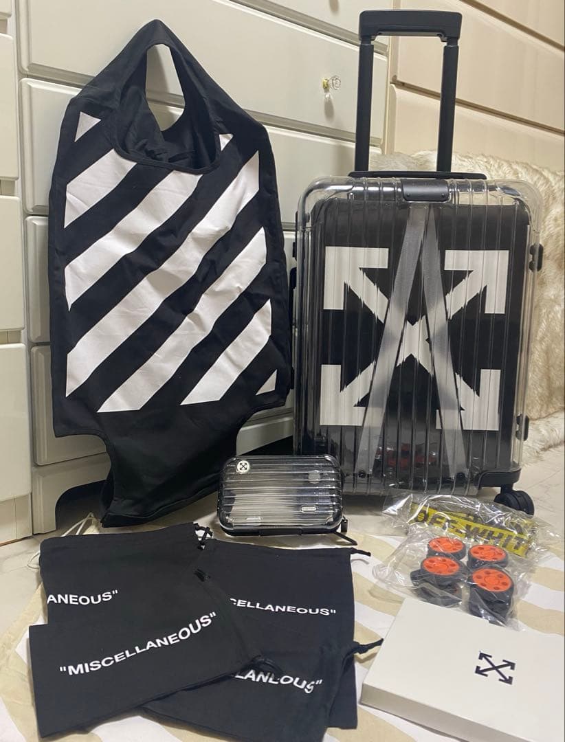 【rimowa×off-white】リモワ×オフホワイトコラボ スーツケース