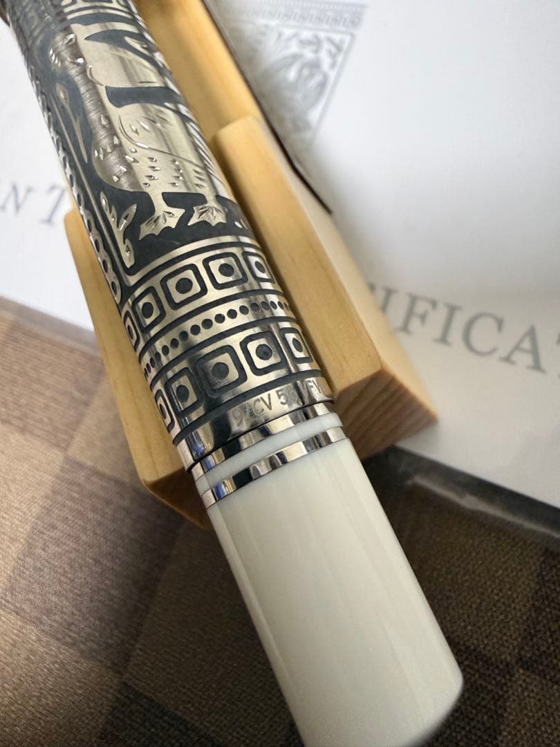 ペリカン万年筆M910（M800サイズ)白い