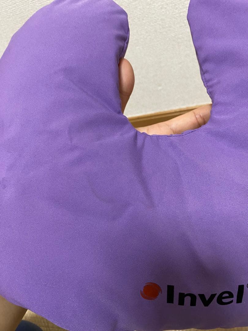 お値下げ　Invel インヴェル　アライヴン　インベル ネックピロー