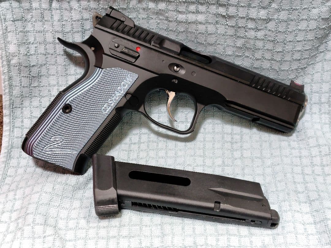 カーボネイト CZ SHADOW2 CO2