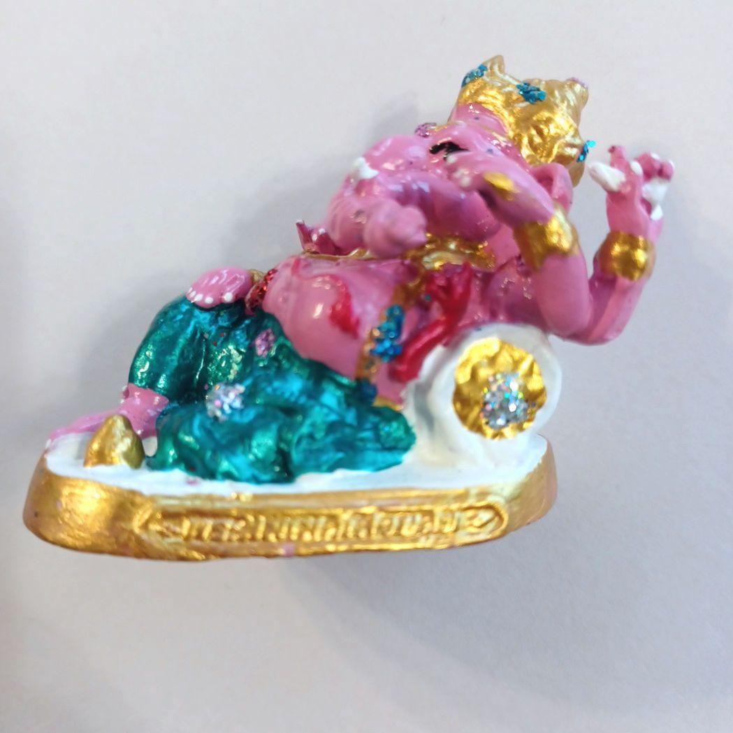 ピンクのガネーシャ像 ミニチュア置物（グリーン）