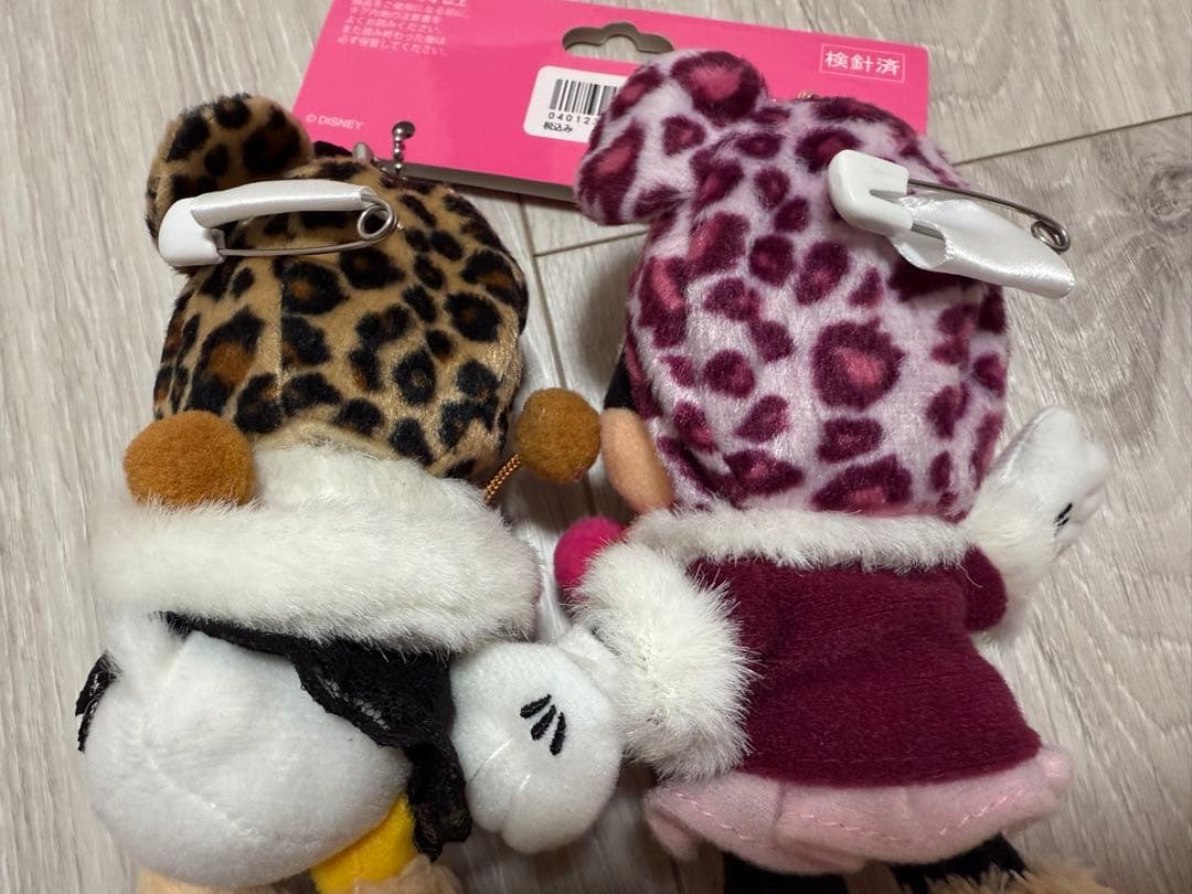 ミニー　デイジー　ぬいぐるみバッジ　ヒョウ柄　ディズニーリゾート　ディズニー