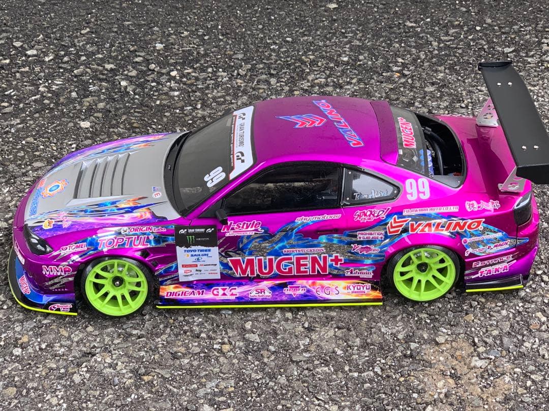 アディクション　S15 シルビア 中村直樹 未走行ボディ