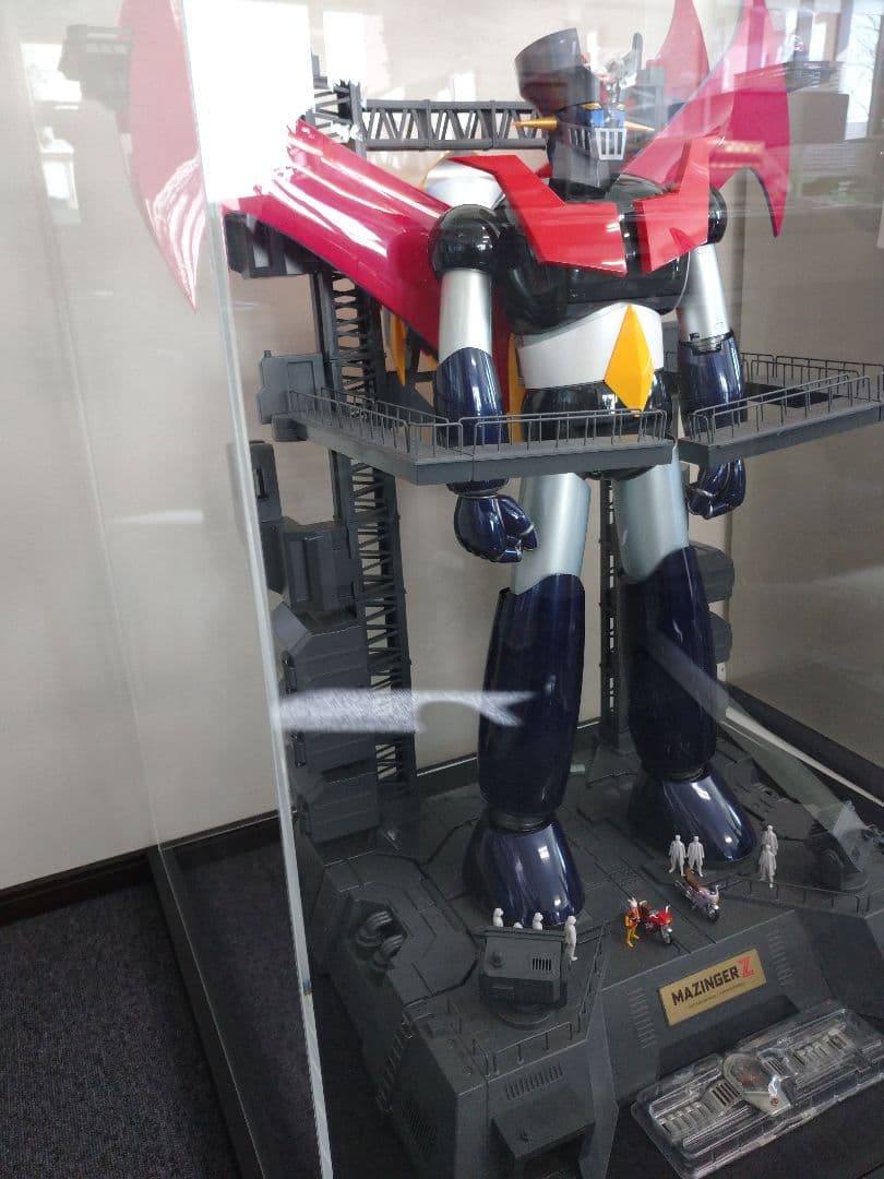 青鬼　アシェット鉄の城マジンガーZ75cm巨大メタルギミックモデル