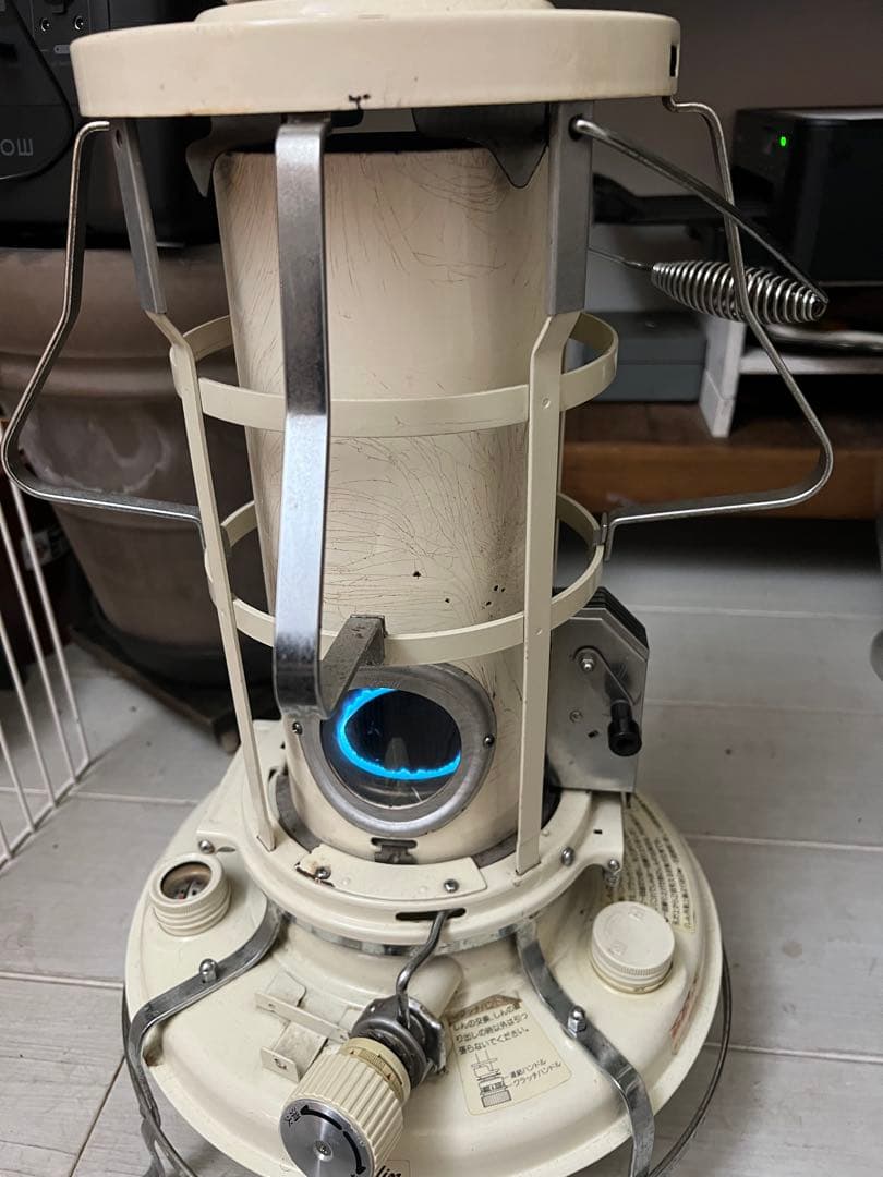 アラジン　ブルーフレーム　オフホワイト 石油ストーブ 手動点火