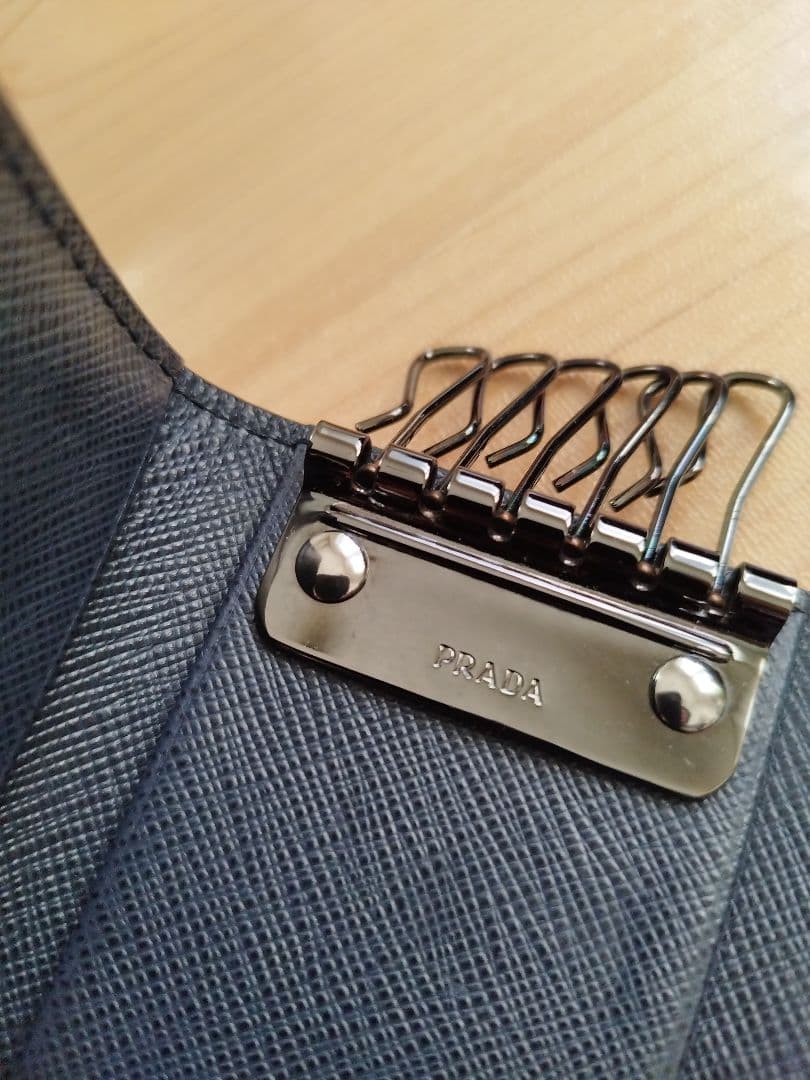 PRADA サフィアーノレザー キーケース