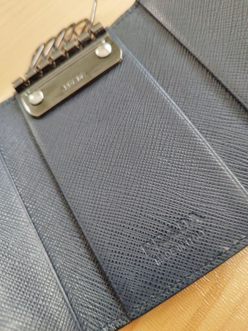 PRADA サフィアーノレザー キーケース