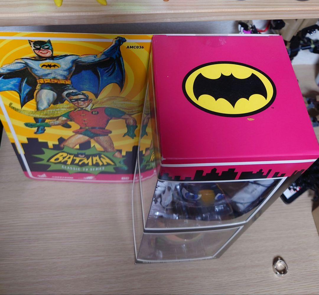 LABUBUバットマンのコスライダーpopmart　新品未開封