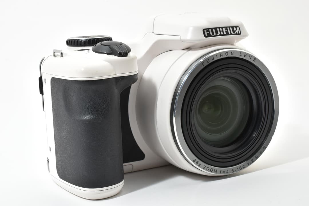 Fujifilm FINEPIX S8600 CCDセンサー搭載 #9627