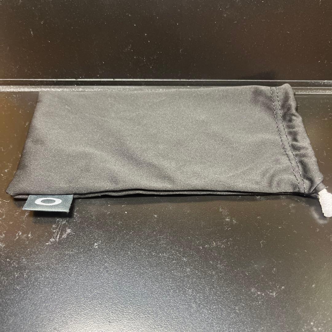 Oakley SPHAERA OO9403-1136 ホワイト お値下げ可能