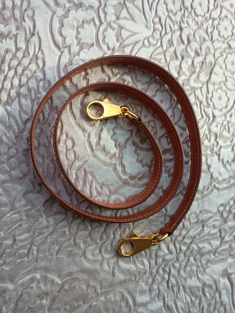 エルメス ケリーバッグ バーガンディ色の付属品 ショルダーストラップ
