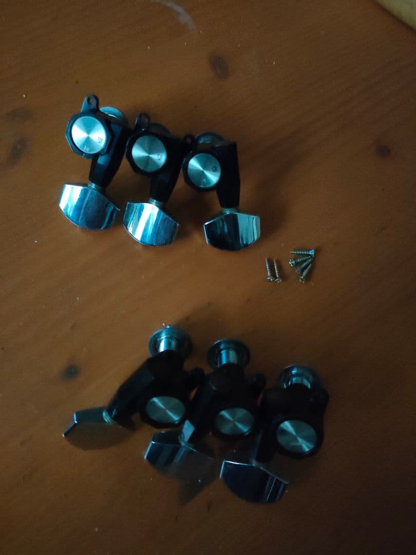 ギター用ペグ 6個セット（3x3）