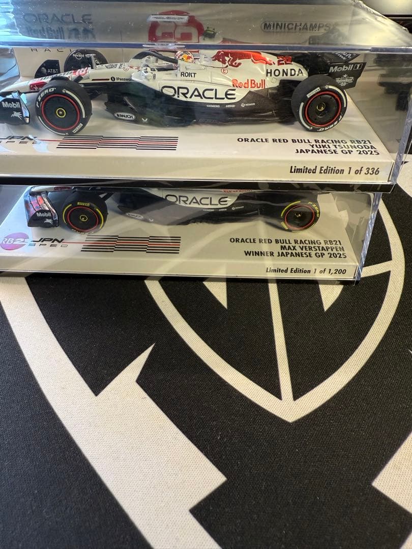 1/43 RedBull RB21角田M.フェルスタッペン日本GP2台
