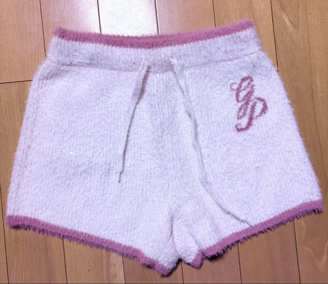 ジェラートピケ ラメフェザーカーディガン＆ショートパンツ