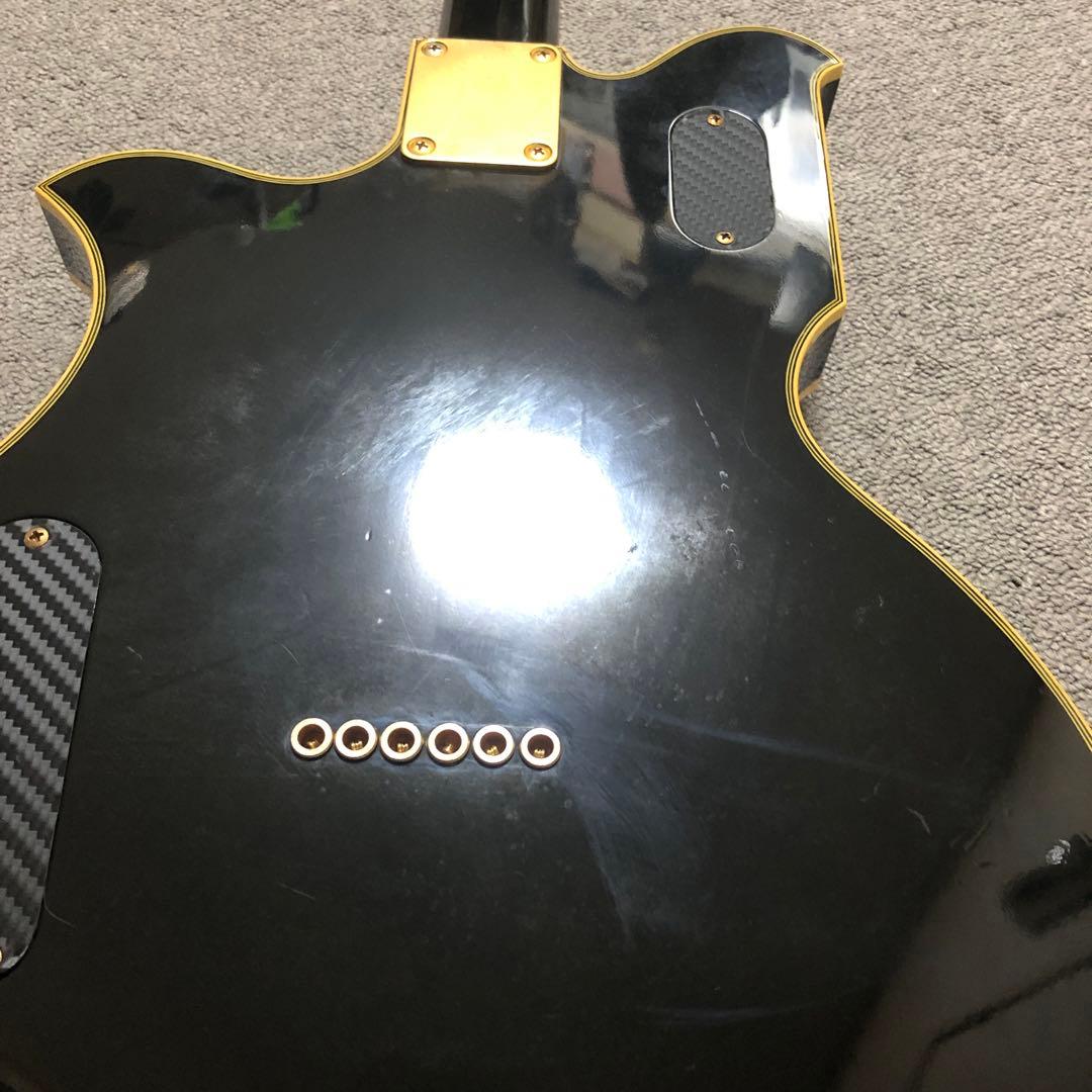 EMGピックアップ搭載　変形エレキギター