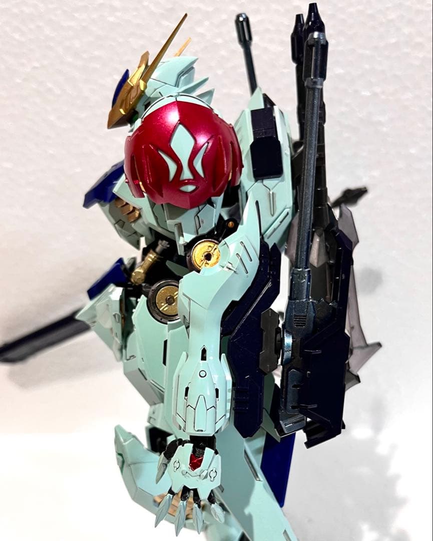 MG 1/100 ガンダムバルバトスルプス 塗装済 完成品 鉄血のオルフェンズ