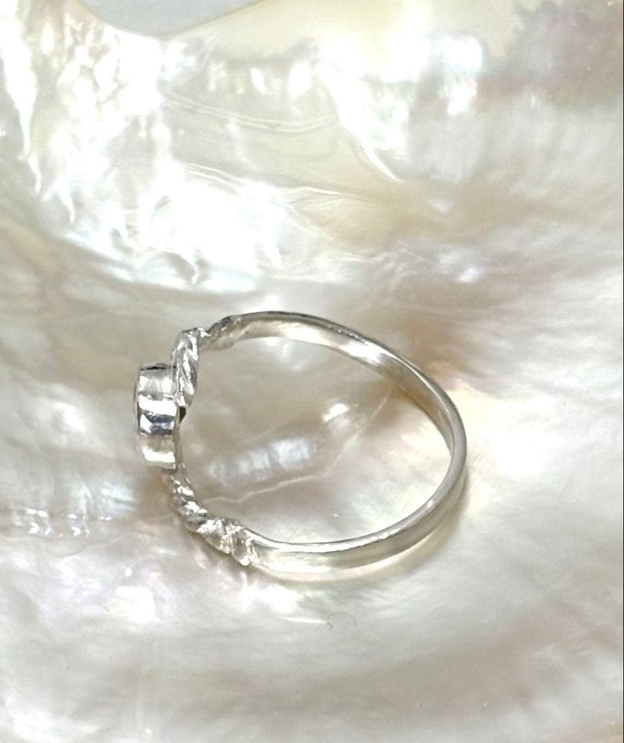 スフェーンのリング