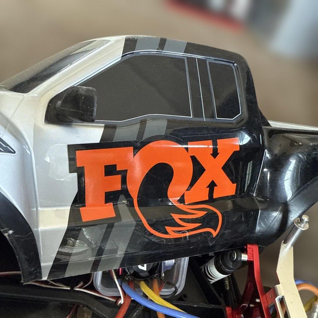 メ*)様 Traxxas Fox 2WDホビーラジコンカー