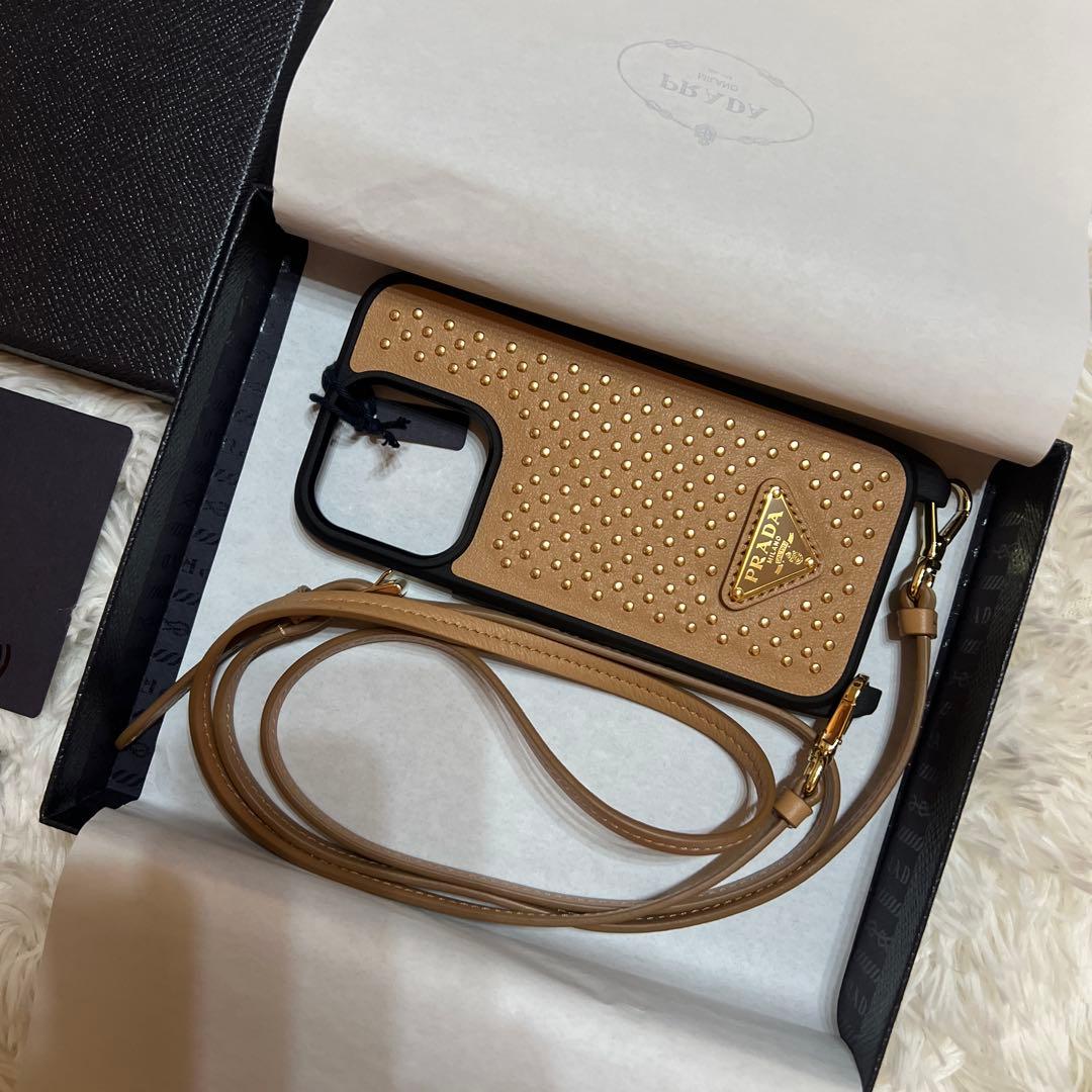 65000円 prada iphone16pro 正規品