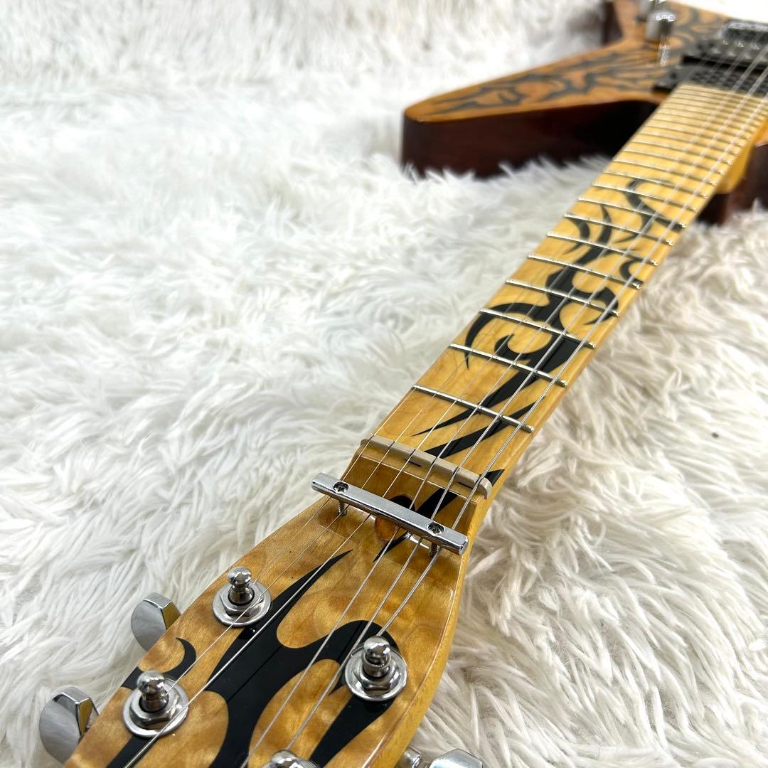 Grassroots GR-RS-40 TRIBAL アンプ内蔵 ギター 高崎晃