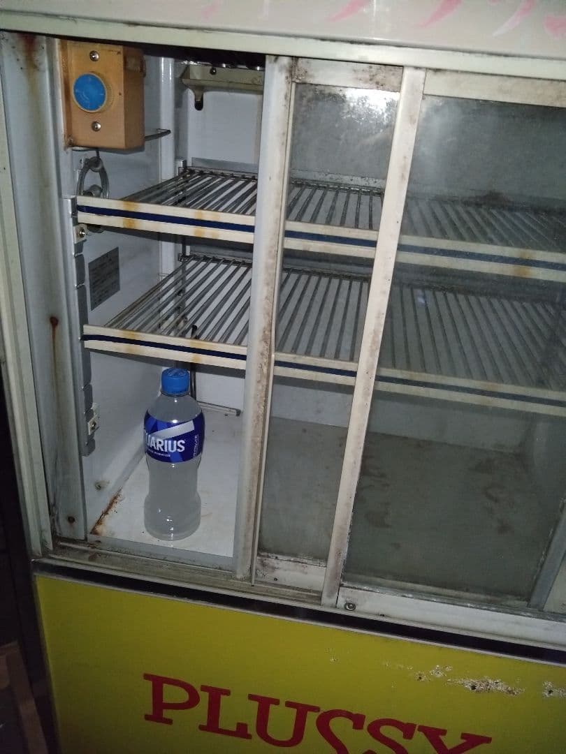 サビ・汚れ・動きません：プラッシー サンデン冷蔵ショーケース 昭和レトロ