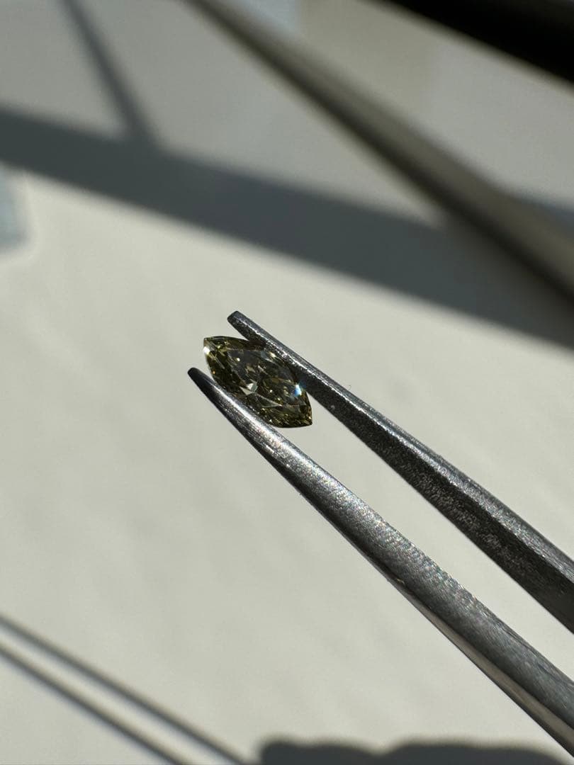 希少石　カメレオンダイヤ　ルース　MQ 0.136ct 変色確認済み　*未使用