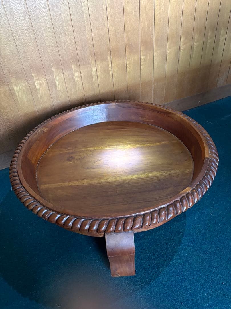 アンティーク　木製彫刻入り丸型座卓