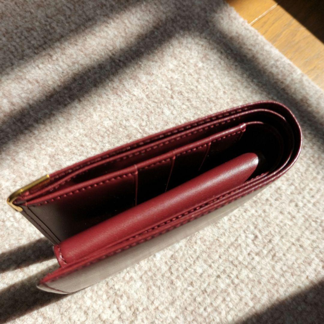 くまさん様　カルティエ　2つ折り財布　未使用ですが長期保管品です