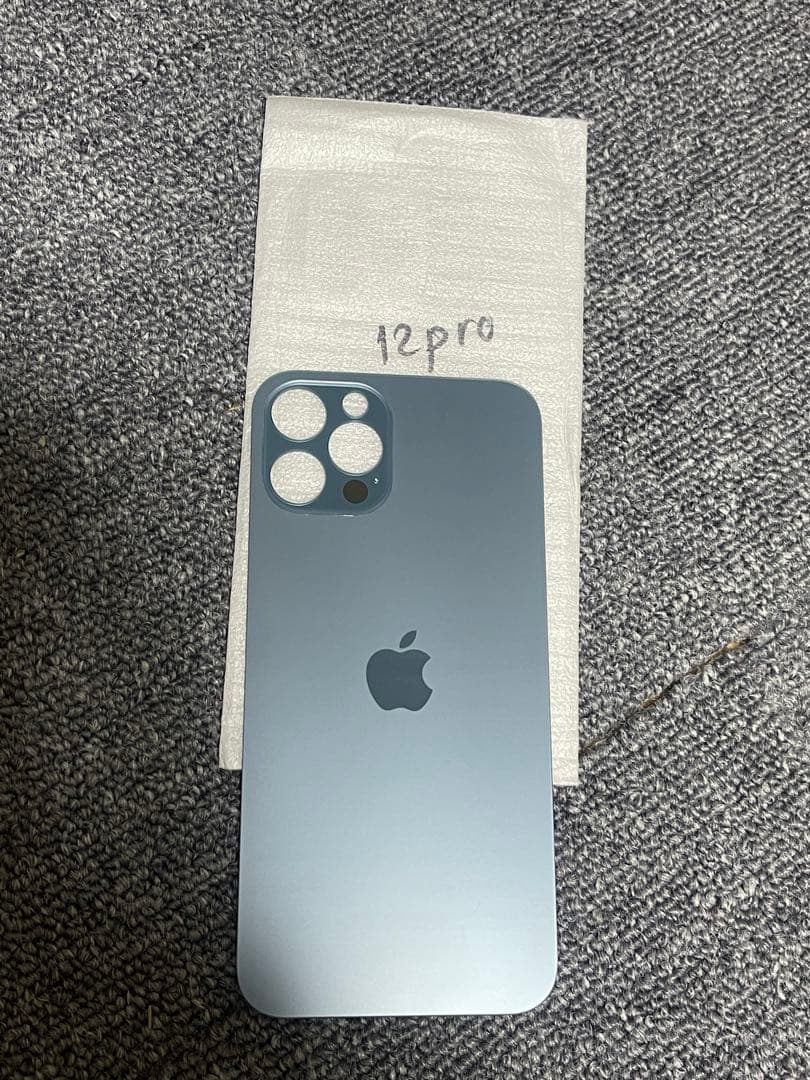 iPhone 13/12 背面パネル (らいむ)