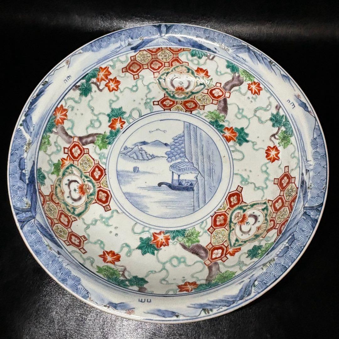 ★古伊万里・色絵 染付！亀甲に紅葉色絵 中央に山水 図柄 大鉢/大皿1点！★
