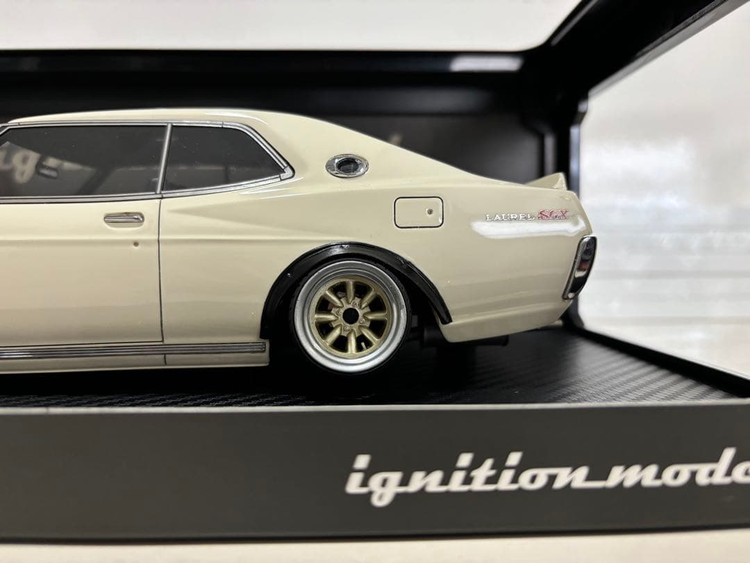 1/18 イグニッションモデル　日産ローレル　ワタナベ　オバフェンカスタム