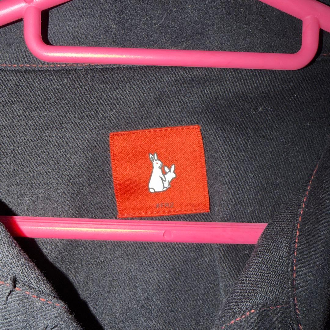 FR2ブラック ポケット付きシャツ