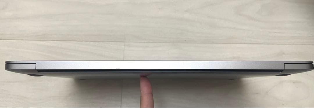 MacBook Pro 2019 13インチ