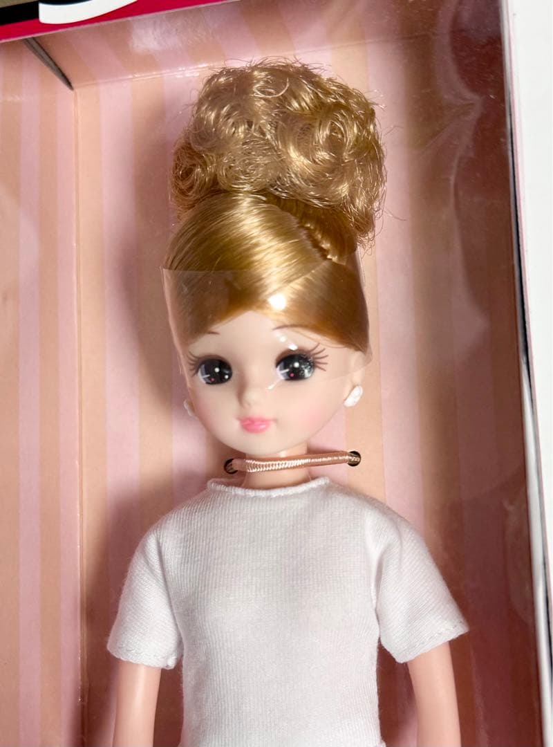 カレーモデルリカちゃん　リカちゃんキャッスル　リトルファクトリー