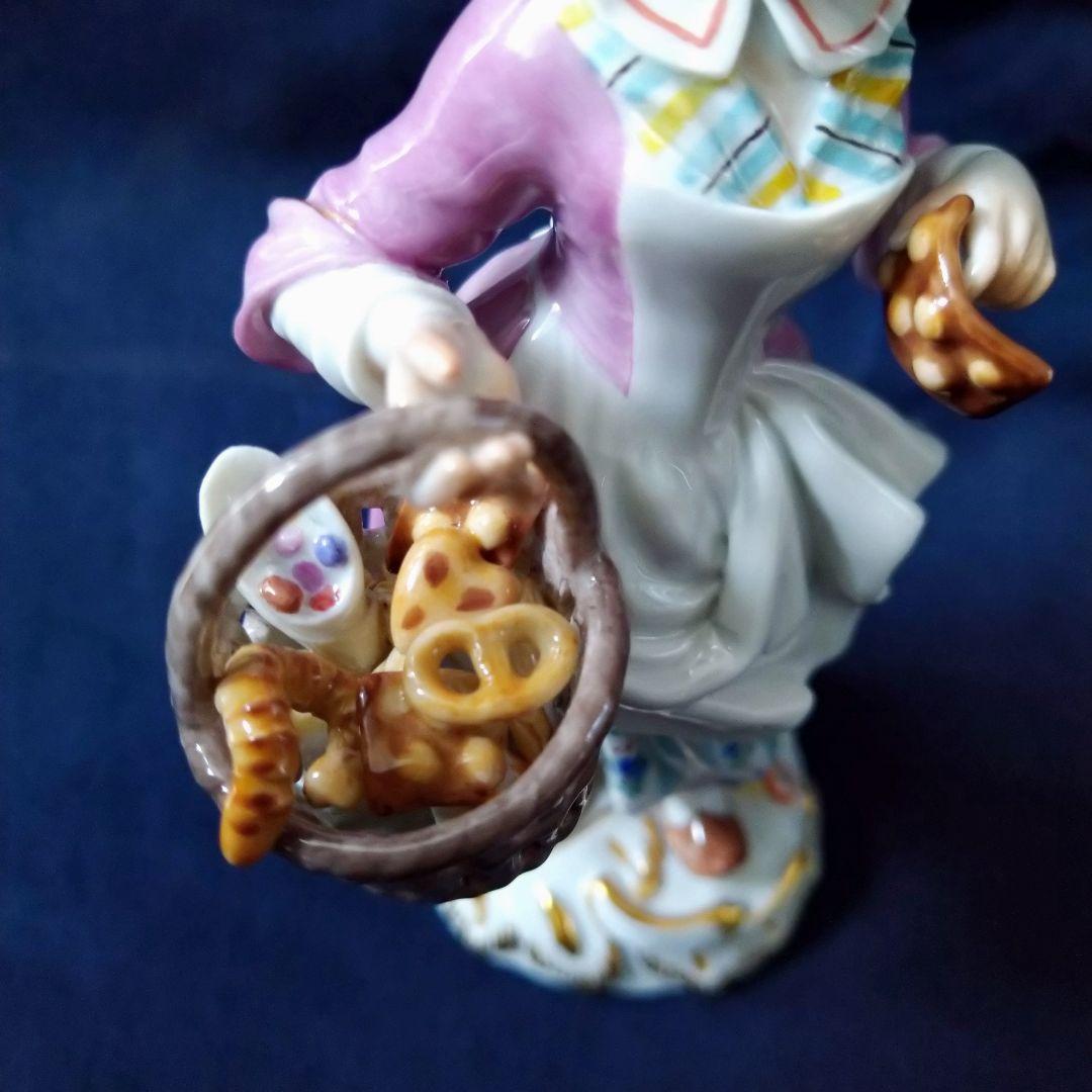 ✤マイセン(Meissen)フィギュリン『パリの呼び声・パン売りの少女✤