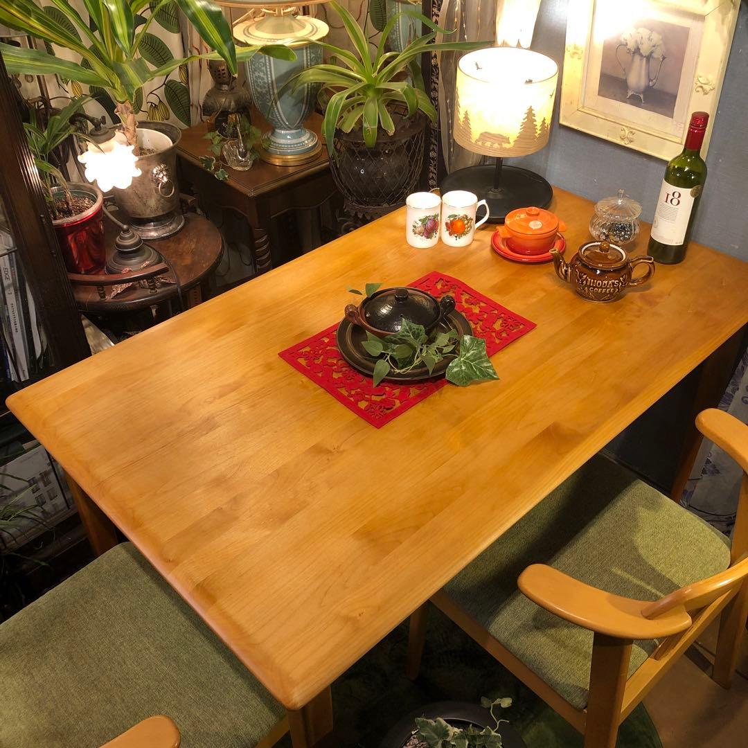 コオロギ　アルダー　ソリッド　オイルフィニッシュダイニングテーブル