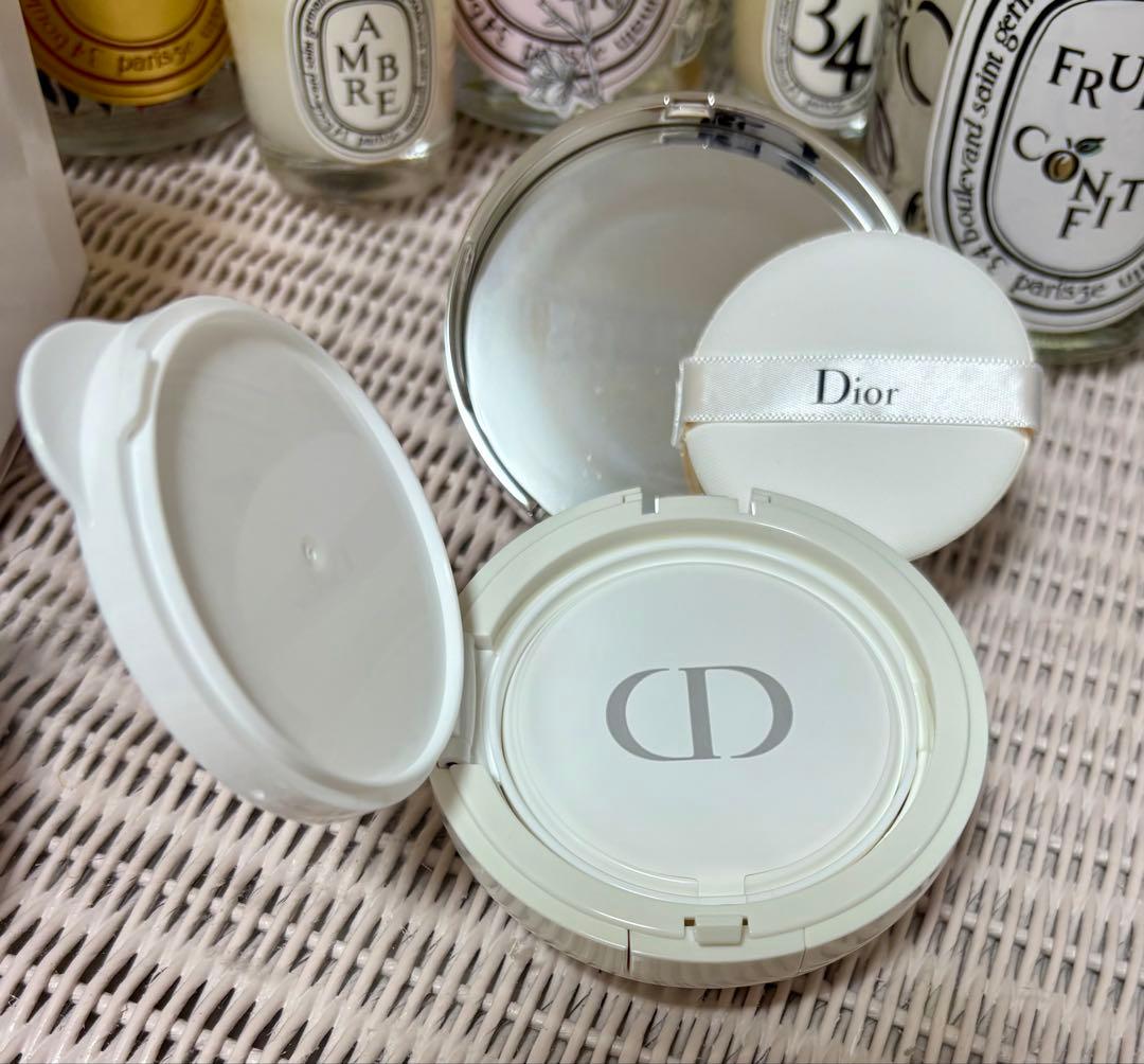 【限定色】Dior ディオール スノー パーフェクト ライト クッション 000