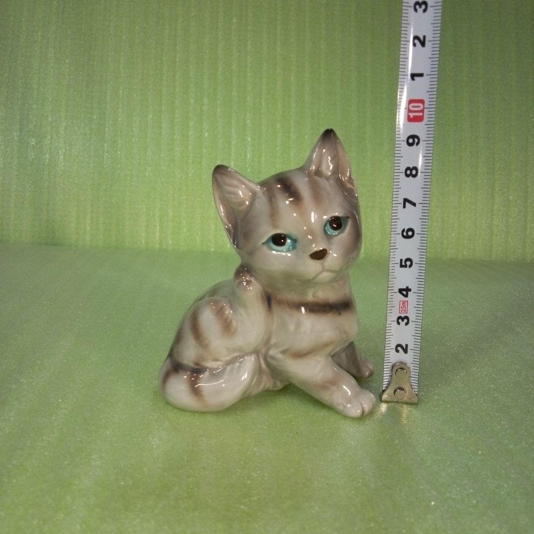 アンティークな猫の置物　サバトラ？　アメリカンショートヘア？