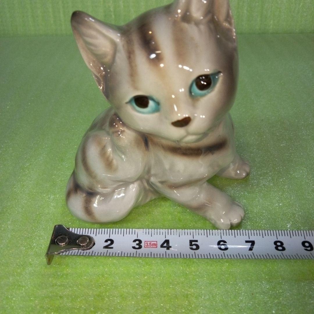 アンティークな猫の置物　サバトラ？　アメリカンショートヘア？