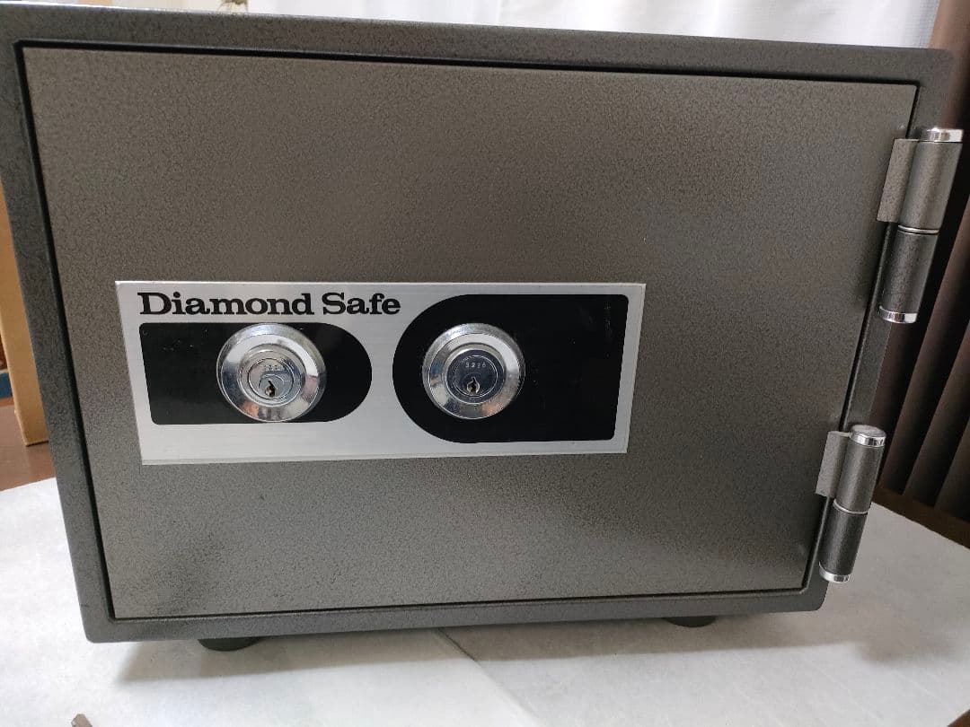 耐火金庫　Diamond Safe ダイヤセーフ 金庫2キータイプ　トレー4付き