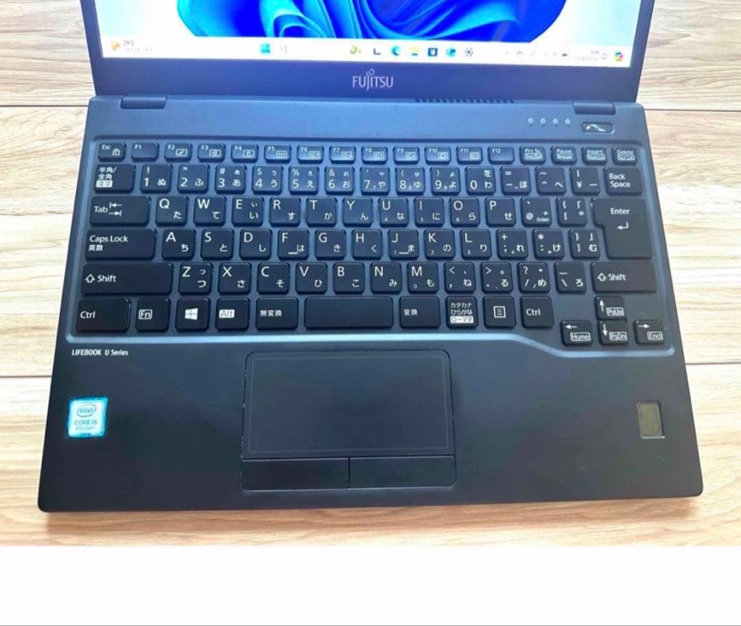 2019年モデル第8世代 BT良好8/256GB！LIFEBOOK U939/A