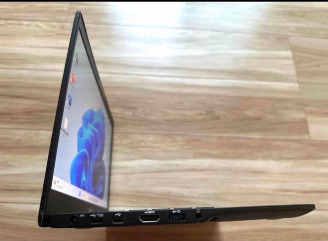 2019年モデル第8世代 BT良好8/256GB！LIFEBOOK U939/A