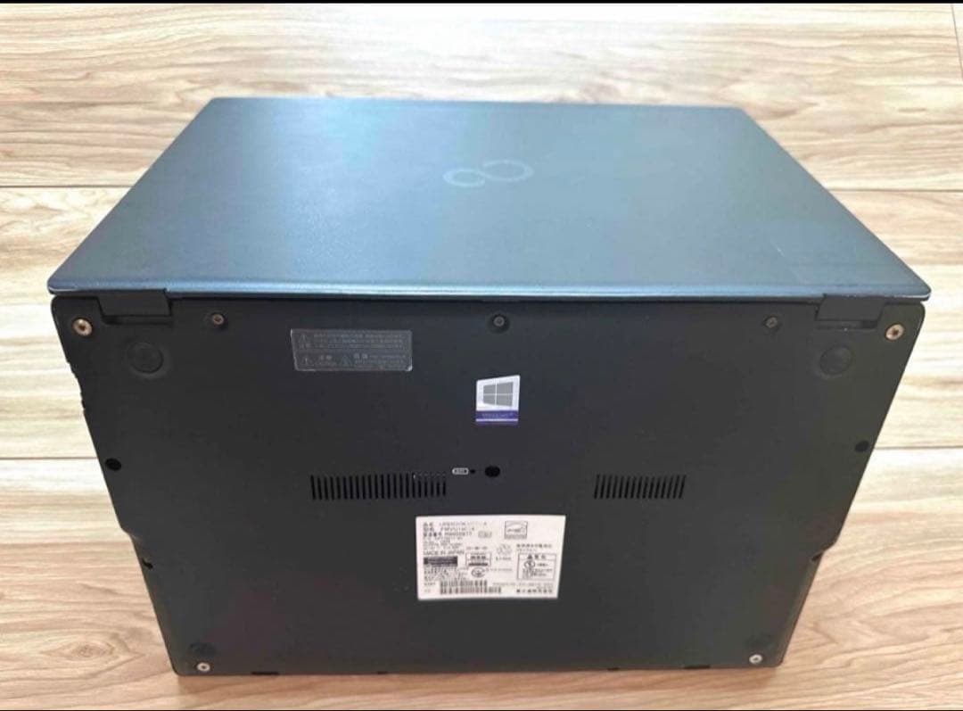 2019年モデル第8世代 BT良好8/256GB！LIFEBOOK U939/A