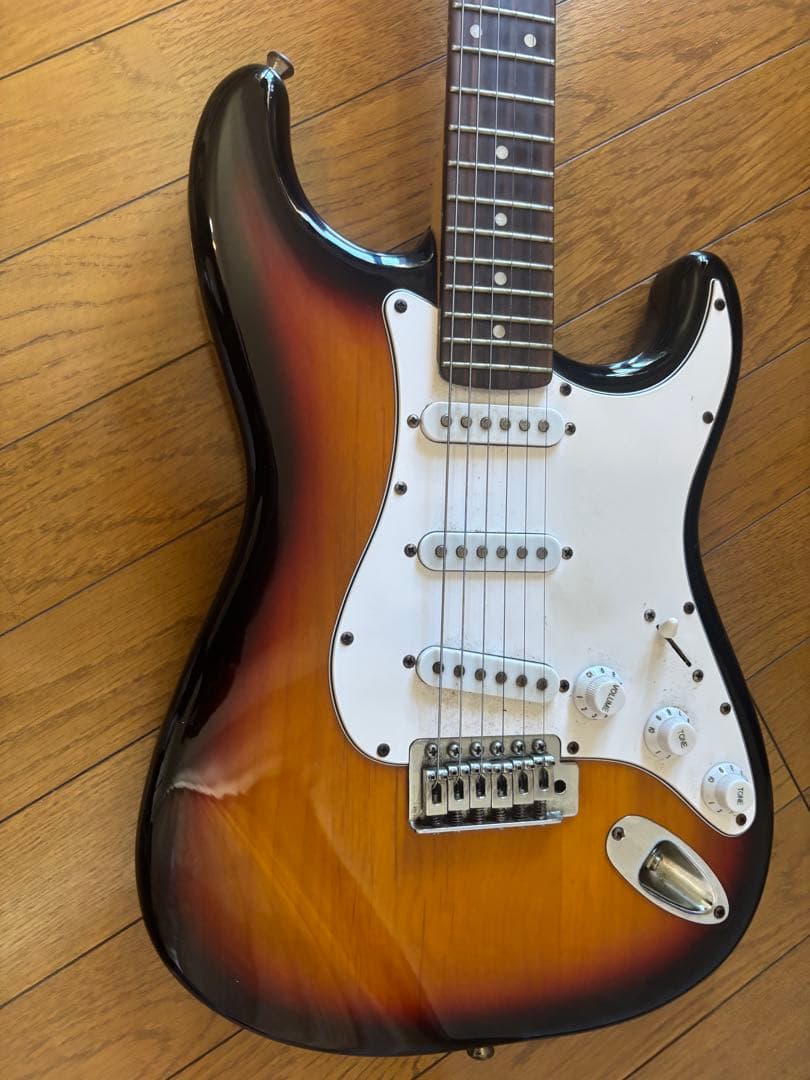 最終値下げ。バッカスストラトキャスター 美品