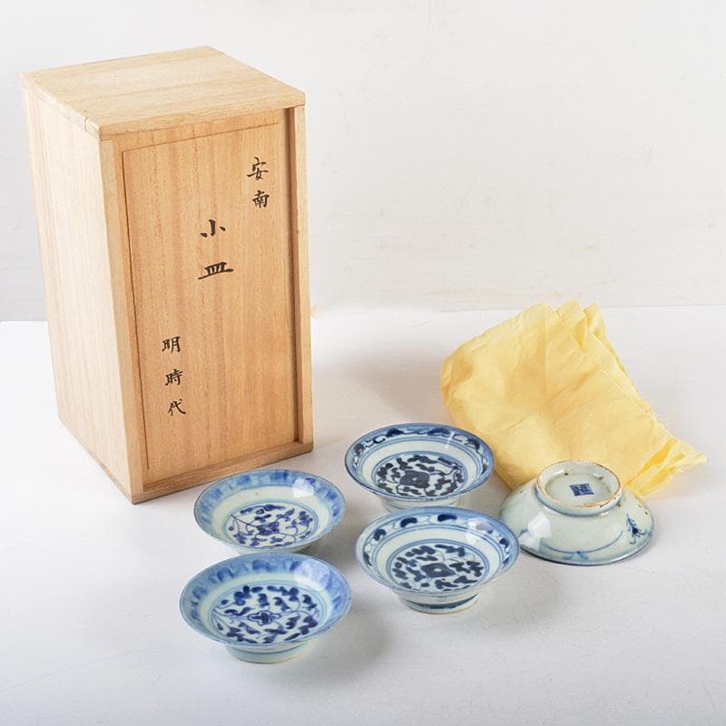中国　安南染付　小皿　明時代　5客　桐箱付　M R5579